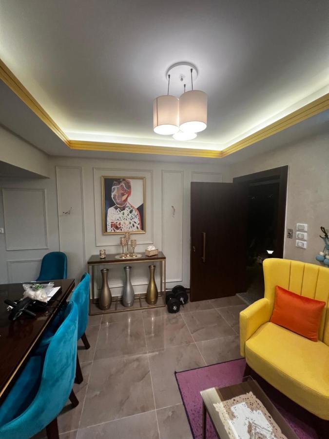 Luxury Flat With Garden And Private Entrance شقة فاخرة بحديقة و مدخل خاص Le Caire Extérieur photo