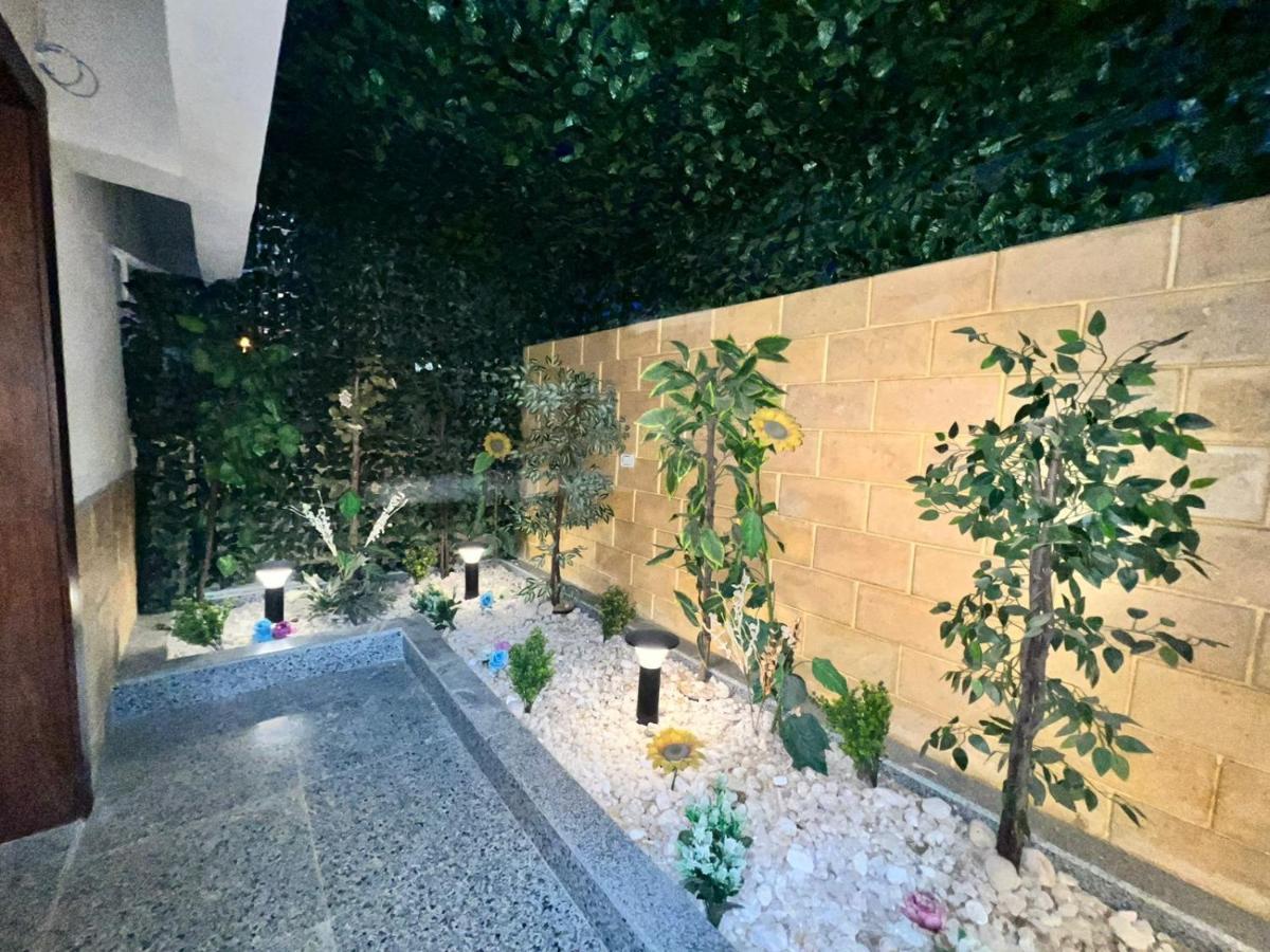 Luxury Flat With Garden And Private Entrance شقة فاخرة بحديقة و مدخل خاص Le Caire Extérieur photo