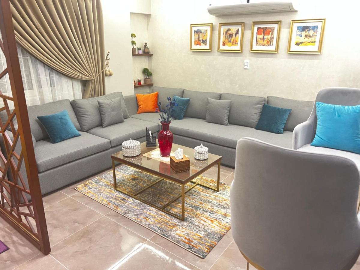 Luxury Flat With Garden And Private Entrance شقة فاخرة بحديقة و مدخل خاص Le Caire Extérieur photo