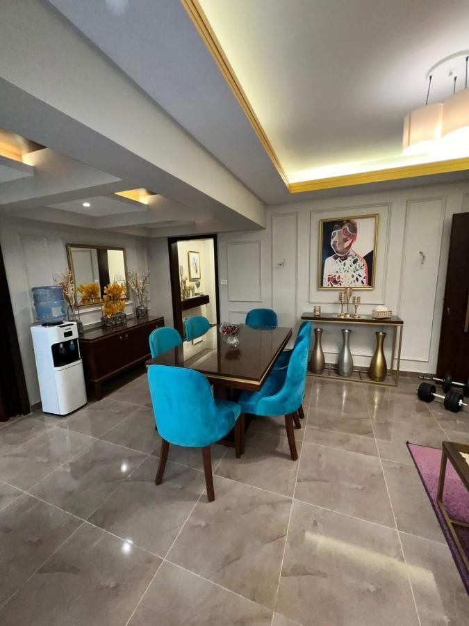 Luxury Flat With Garden And Private Entrance شقة فاخرة بحديقة و مدخل خاص Le Caire Extérieur photo